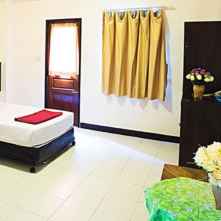 Four Sons Village Bangkok Ngoại thất bức ảnh