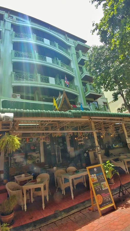 Four Sons Village Bangkok Ngoại thất bức ảnh