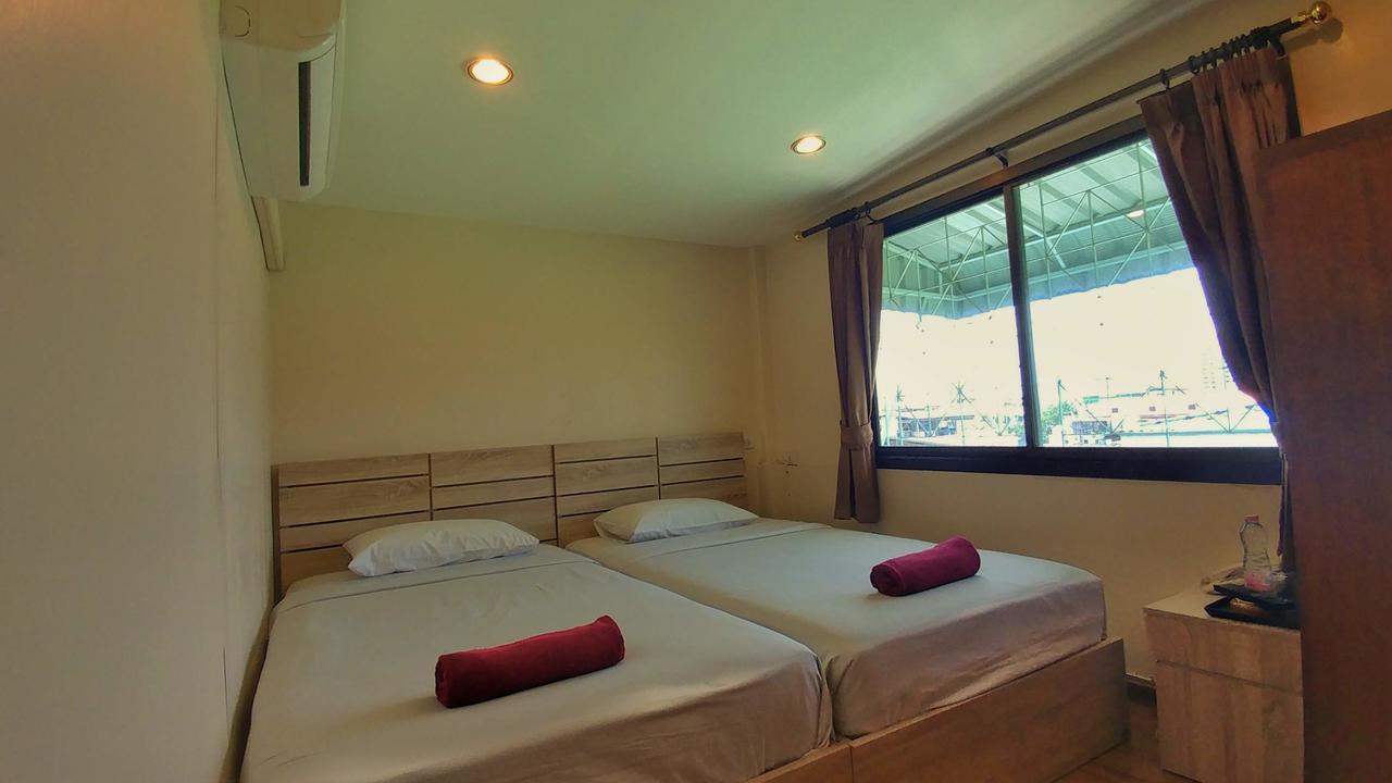 Four Sons Village Bangkok Ngoại thất bức ảnh